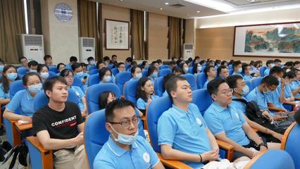 我院成功舉辦“企業工程師大講堂”活動，聚焦太陽能計算機軟件科技前沿